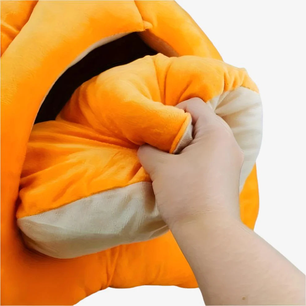 Spooky Pumpkin Cat Cave – Cozy Halloween Nest for Cats & Small Dogs
